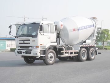 Hydraulic System Nissan Concrete Mixer Truck 8 - 10 cbm tank 320HP